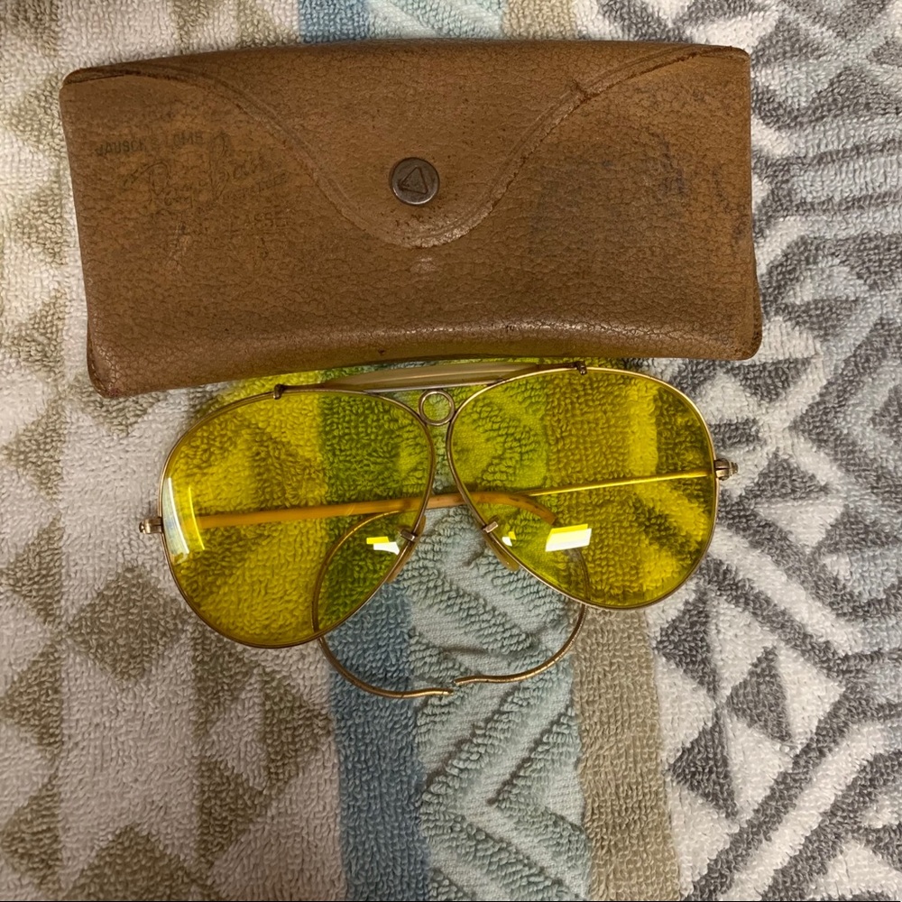 Vintage Ray-Ban Aviator Glasses